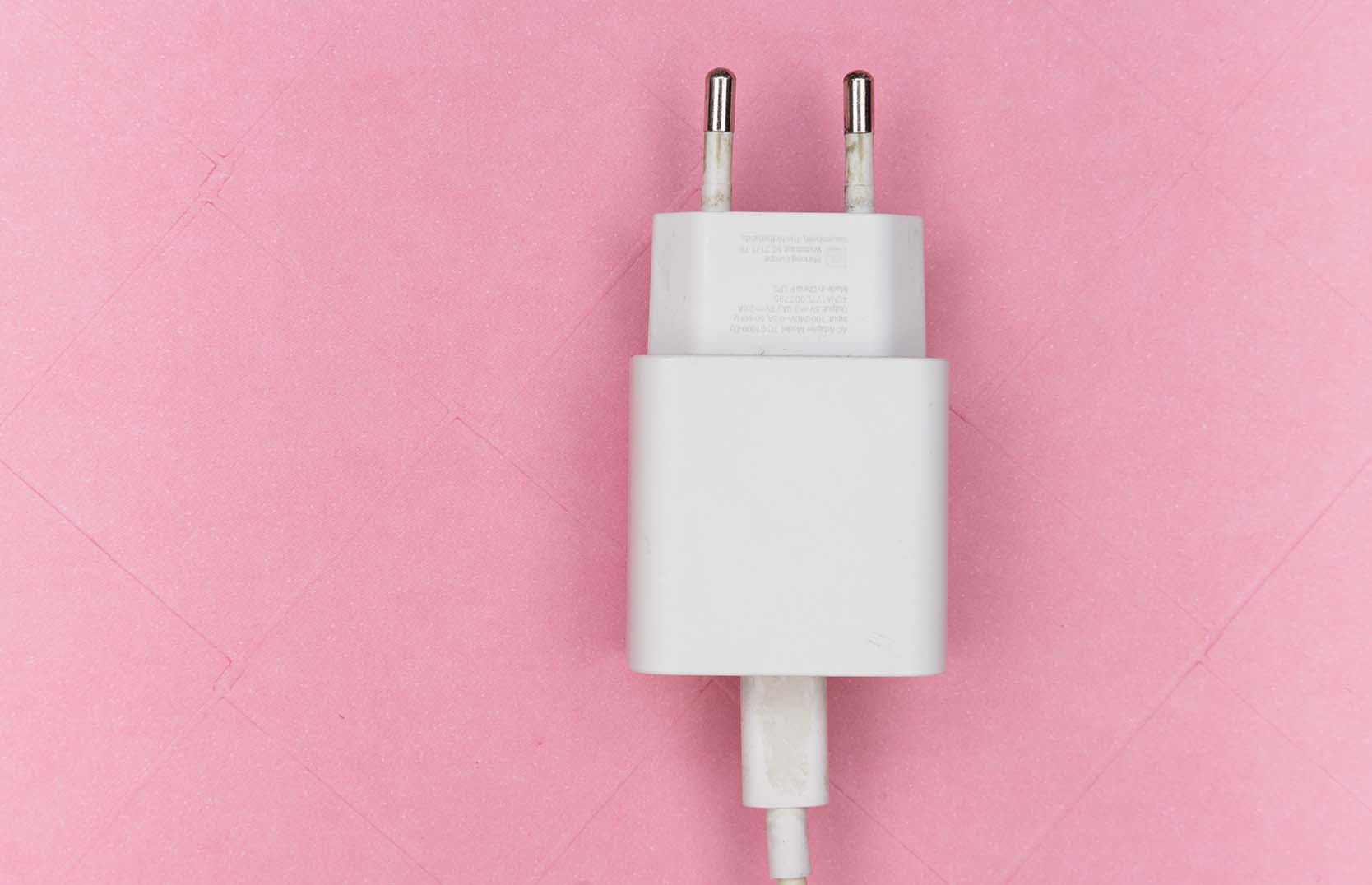 Samsung to Follow Apple’s Path, Will Ditch Included Charger